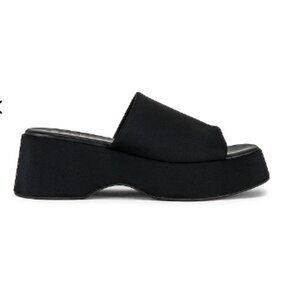 Raye Madd Sandal, size 8